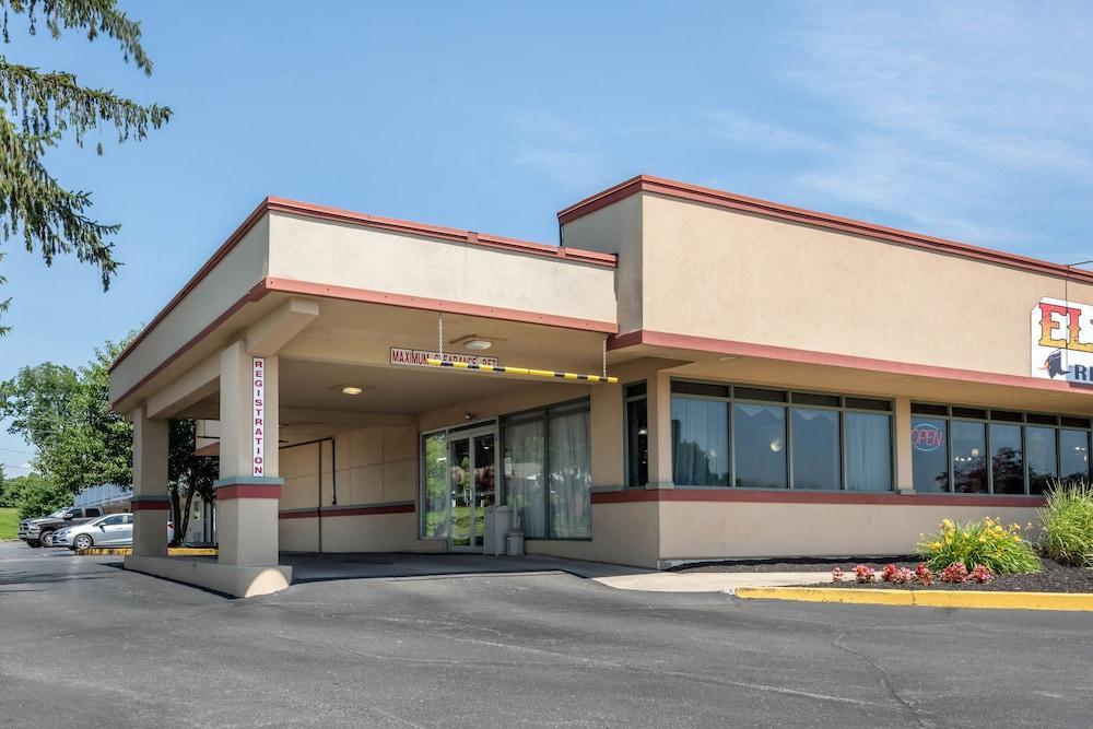 Econo Lodge Inn & Suites Shamokin Dam - Selinsgrove Exterior photo